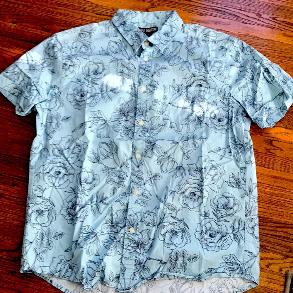 XL - ISLAND FLORAL BUTTON DOWN